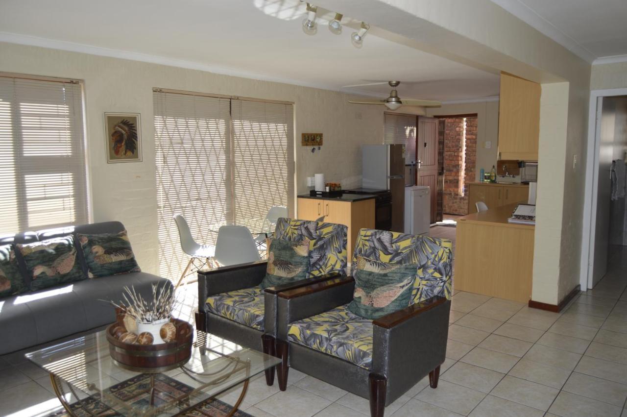 Harbourview Self Catering Gordons Bay Exterior photo